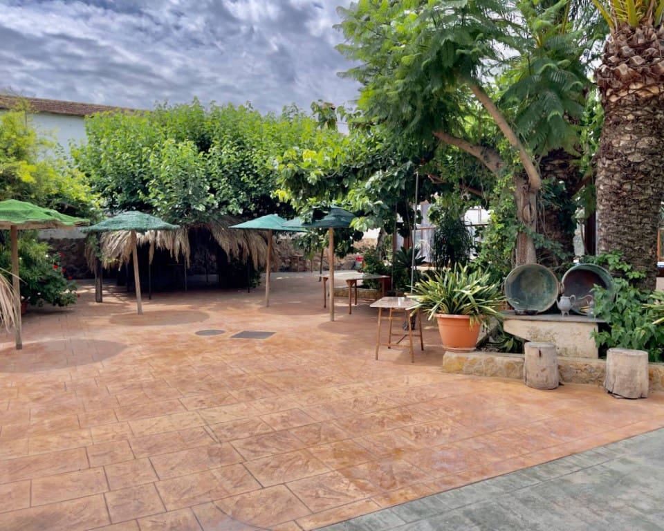 8 slaapkamer Finca/Landhuis te koop in Orihuela met zwembad garage - € 1.300.000 (Ref: 9517871)