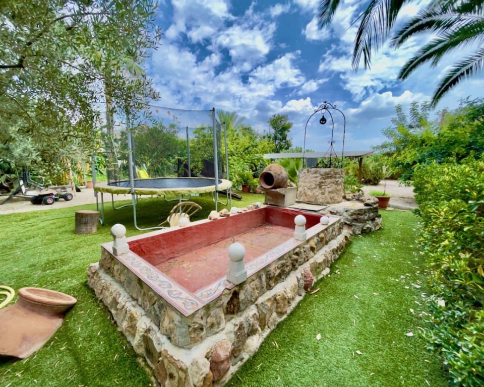 8 slaapkamer Finca/Landhuis te koop in Orihuela met zwembad garage - € 1.300.000 (Ref: 9517871)