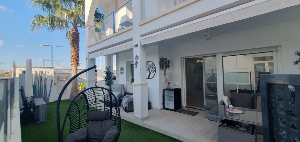 Apartamento de 2 habitaciones en Ciudad Quesada en venta con piscina - 270.000 € (Ref: 9524808)