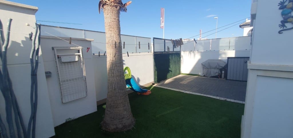 Apartamento de 2 habitaciones en Ciudad Quesada en venta con piscina - 270.000 € (Ref: 9524808)