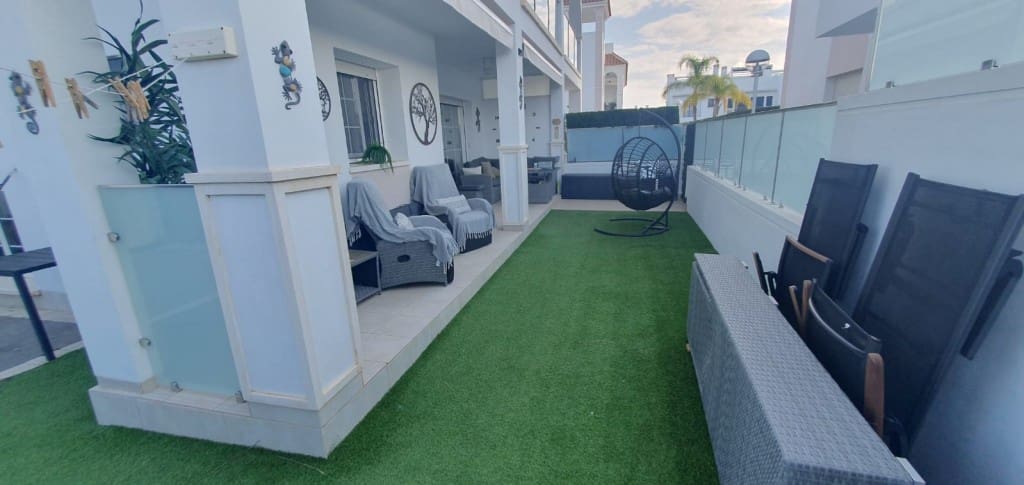 Apartamento de 2 habitaciones en Ciudad Quesada en venta con piscina - 270.000 € (Ref: 9524808)