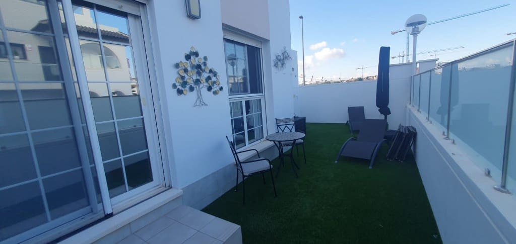 Apartamento de 2 habitaciones en Ciudad Quesada en venta con piscina - 270.000 € (Ref: 9524808)