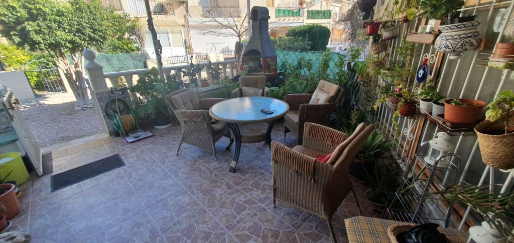 3 camera da letto Casa in vendita in Guardamar del Segura con piscina - 169.950 € (Rif: 9524809)