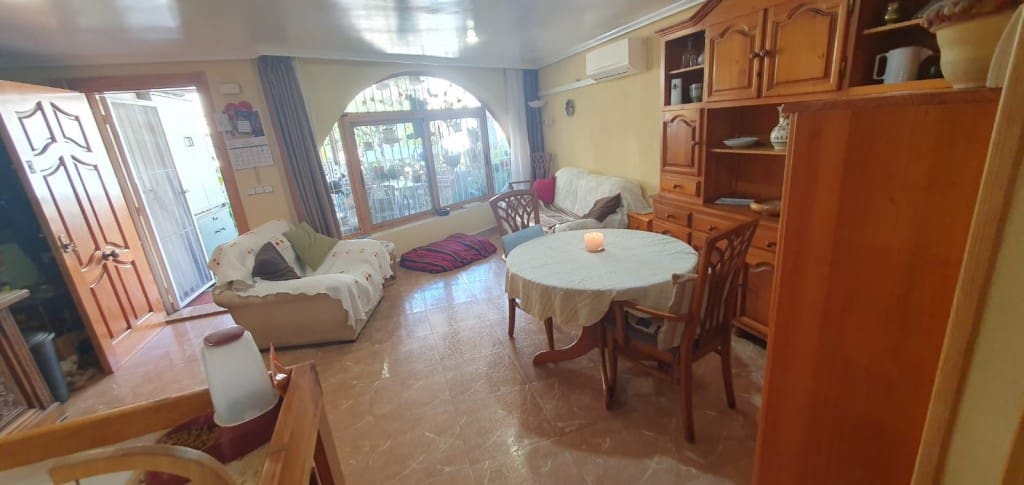 3 camera da letto Casa in vendita in Guardamar del Segura con piscina - 169.950 € (Rif: 9524809)