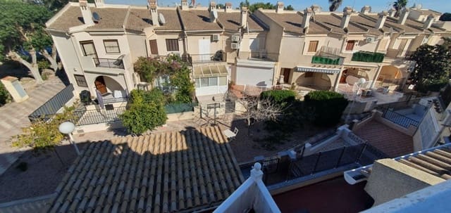 3 soverom Hus til salgs i Zona Pueblo, Guardamar del Segura med svømmebasseng - € 169 950 (Ref: 9524809)