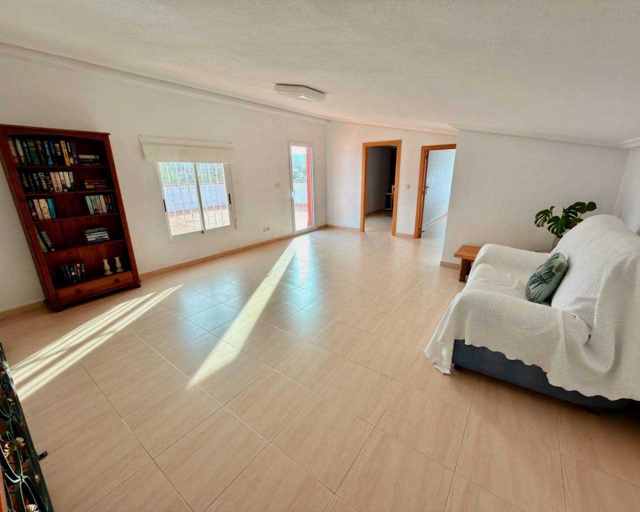 4 soveværelse Villa til salg i Hondon de los Frailes med garage - € 275.000 (Ref: 9537753)