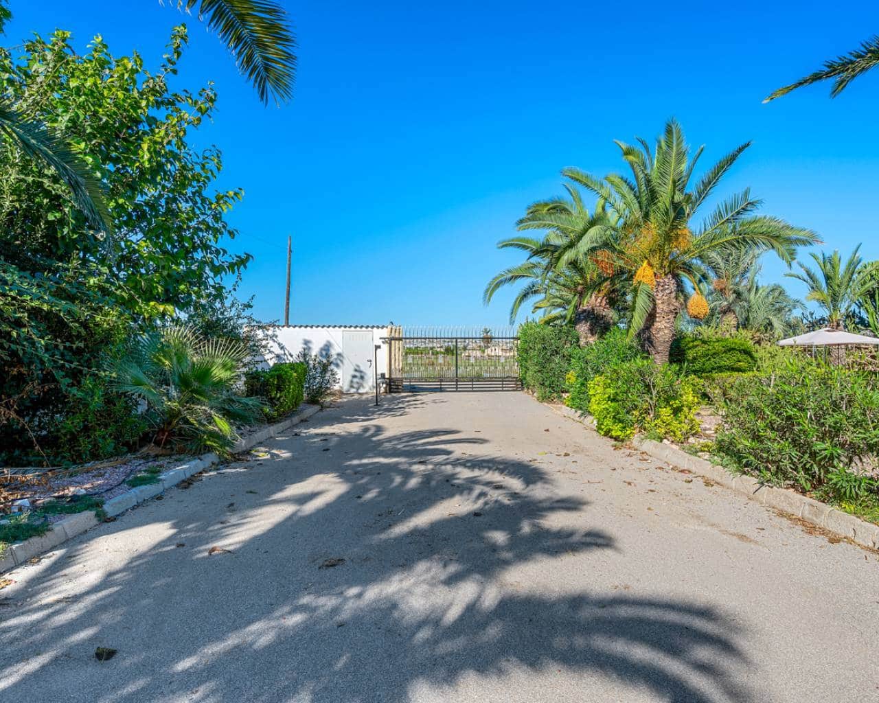 10 quarto Quinta/Casa Rural para venda em Los Montesinos com piscina garagem - 995 000 € (Ref: 9537757)