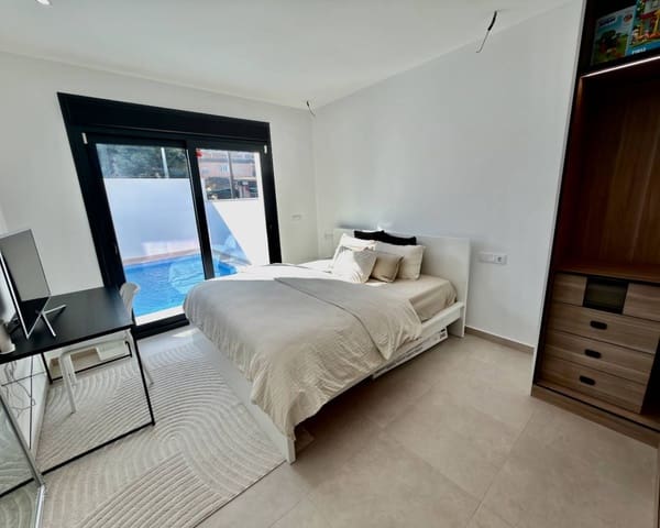 3 quarto Moradia para venda em Formentera del Segura com piscina garagem - 325 000 € (Ref: 9537765)