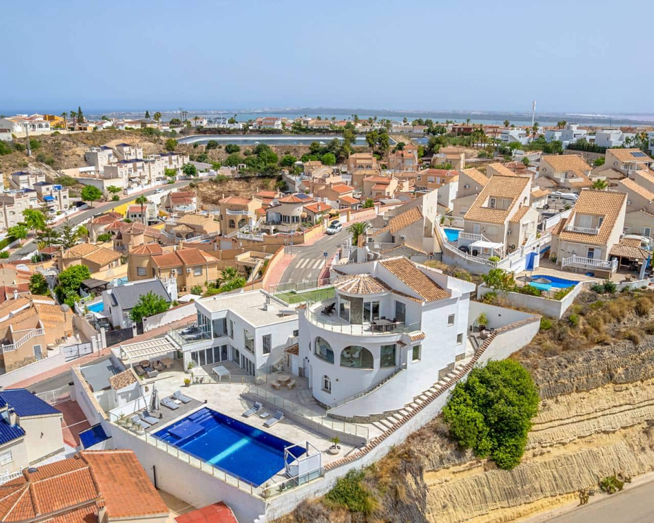 7 camera da letto Villa in vendita in Ciudad Quesada con piscina garage - 1.500.000 € (Rif: 9537784)