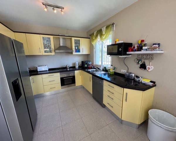 7 bedroom Villa for sale in Ciudad Quesada, Rojales with pool garage - € 650,000 (Ref: 9537786)