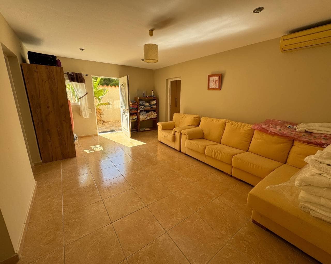 7 bedroom Villa for sale in Ciudad Quesada with pool garage - € 650,000 (Ref: 9537786)