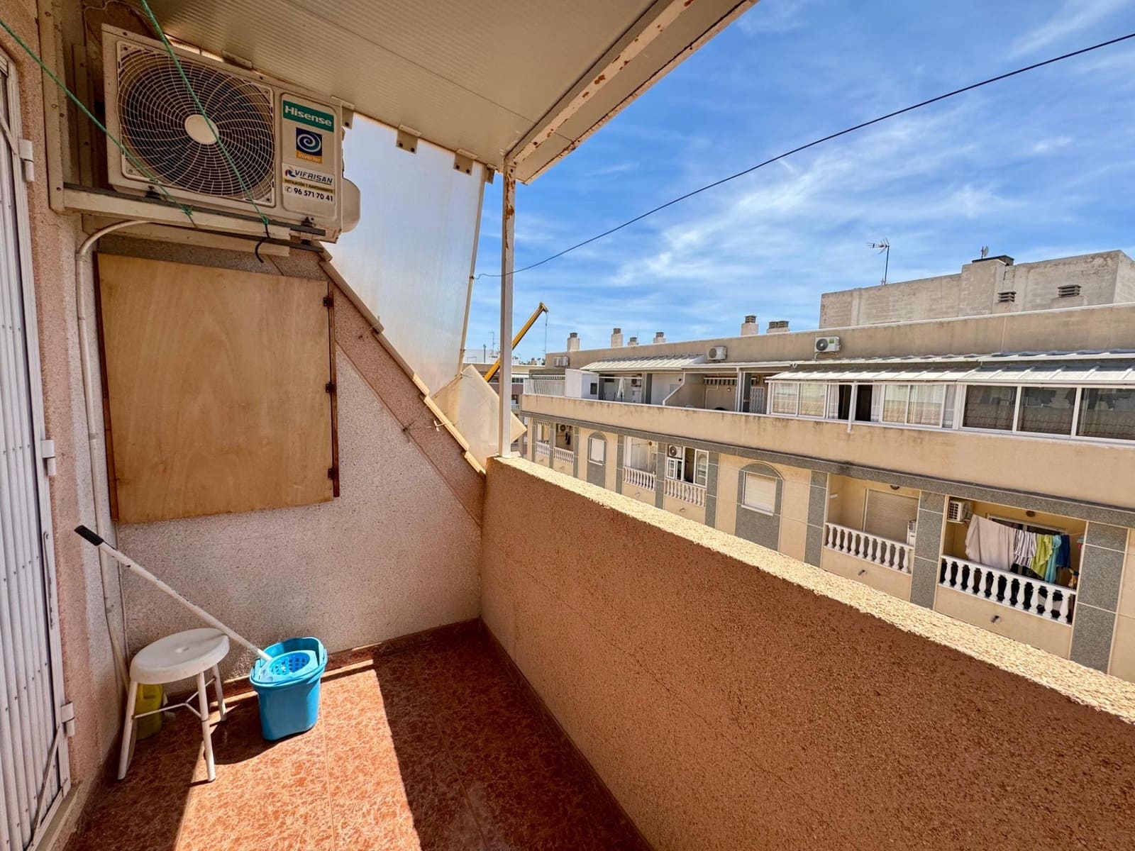 2 soveværelse Penthouse til salg i Torrevieja med swimmingpool - € 140.000 (Ref: 9566182)