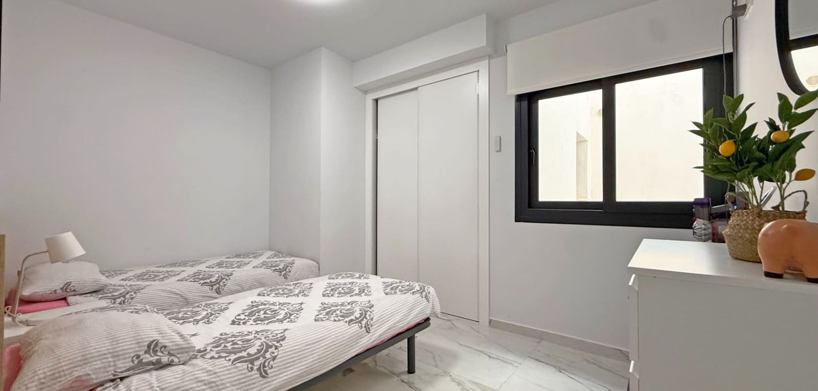 2 makuuhuone Huoneisto myytävänä paikassa Orihuela Costa mukana uima-altaan - 249 000 € (Ref: 9580233)