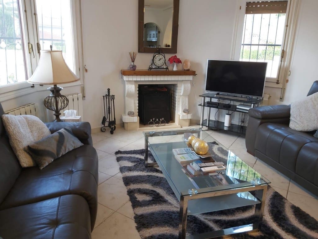 Chalet de 4 habitaciones en Ciudad Quesada en venta con piscina garaje - 475.000 € (Ref: 9596869)