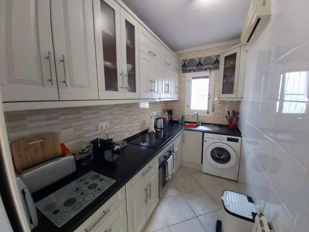 Chalet de 4 habitaciones en Ciudad Quesada en venta con piscina garaje - 475.000 € (Ref: 9596869)