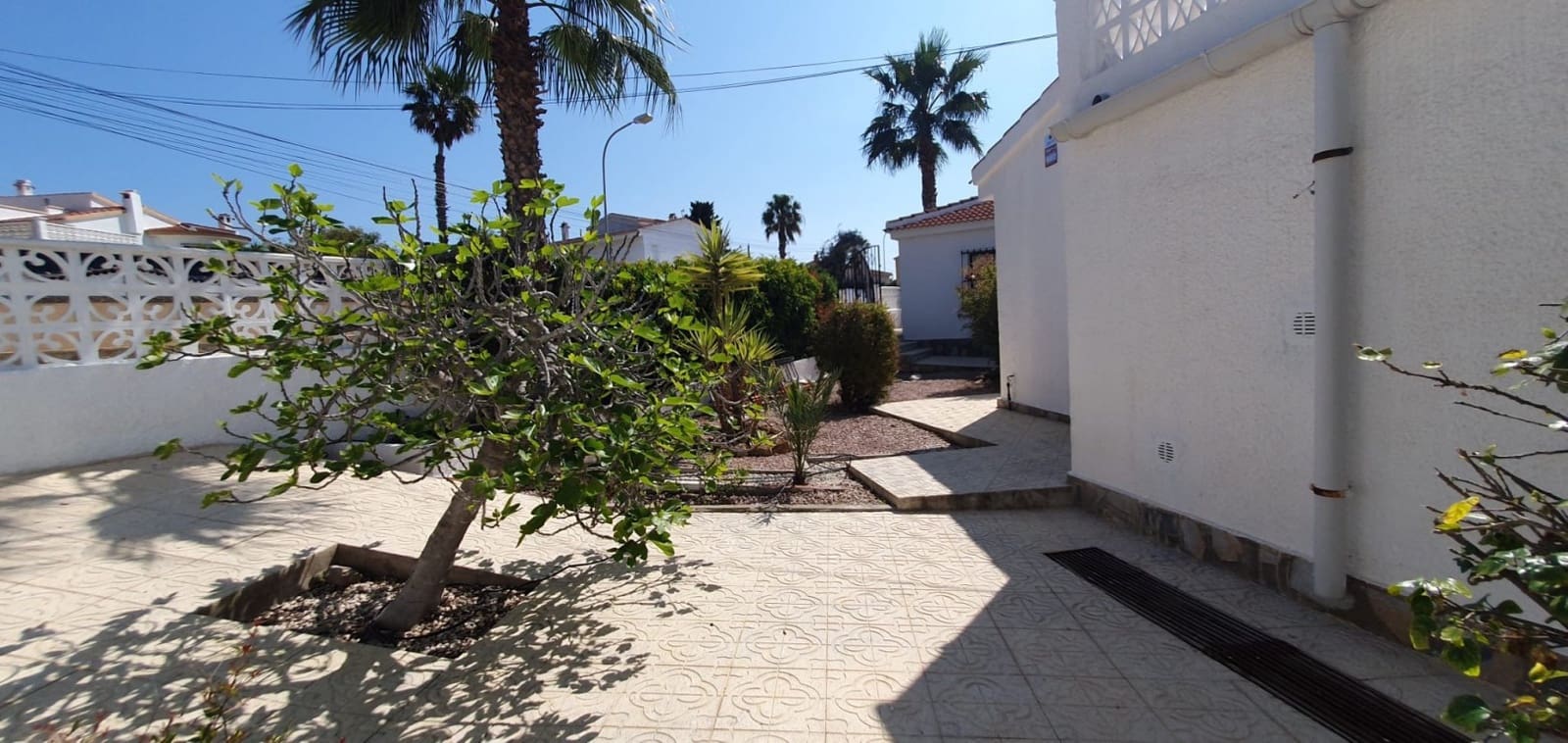 4 chambre Villa/Maison à vendre à Ciudad Quesada avec piscine garage - 475 000 € (Ref: 9596869)