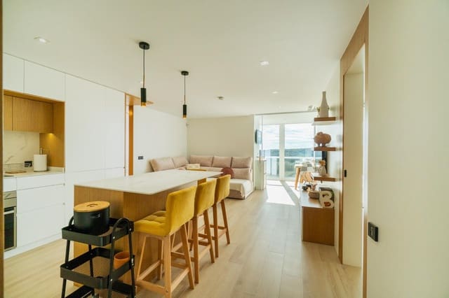 3 makuuhuone Huoneisto myytävänä paikassa Puerto Deportivo, Guardamar del Segura mukana uima-altaan - 319 000 € (Ref: 9596873)