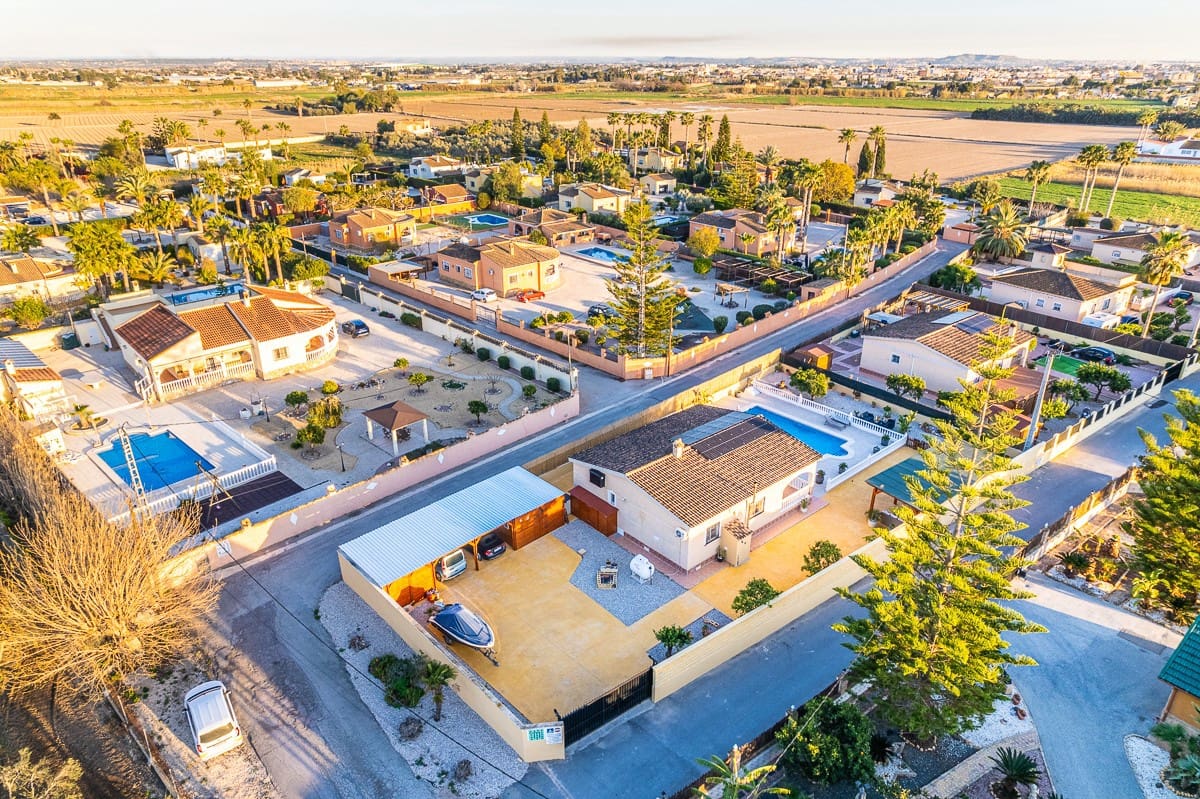 3 Zimmer Villa zu verkaufen in Catral mit Pool - 429.500 € (Ref: 9654132)