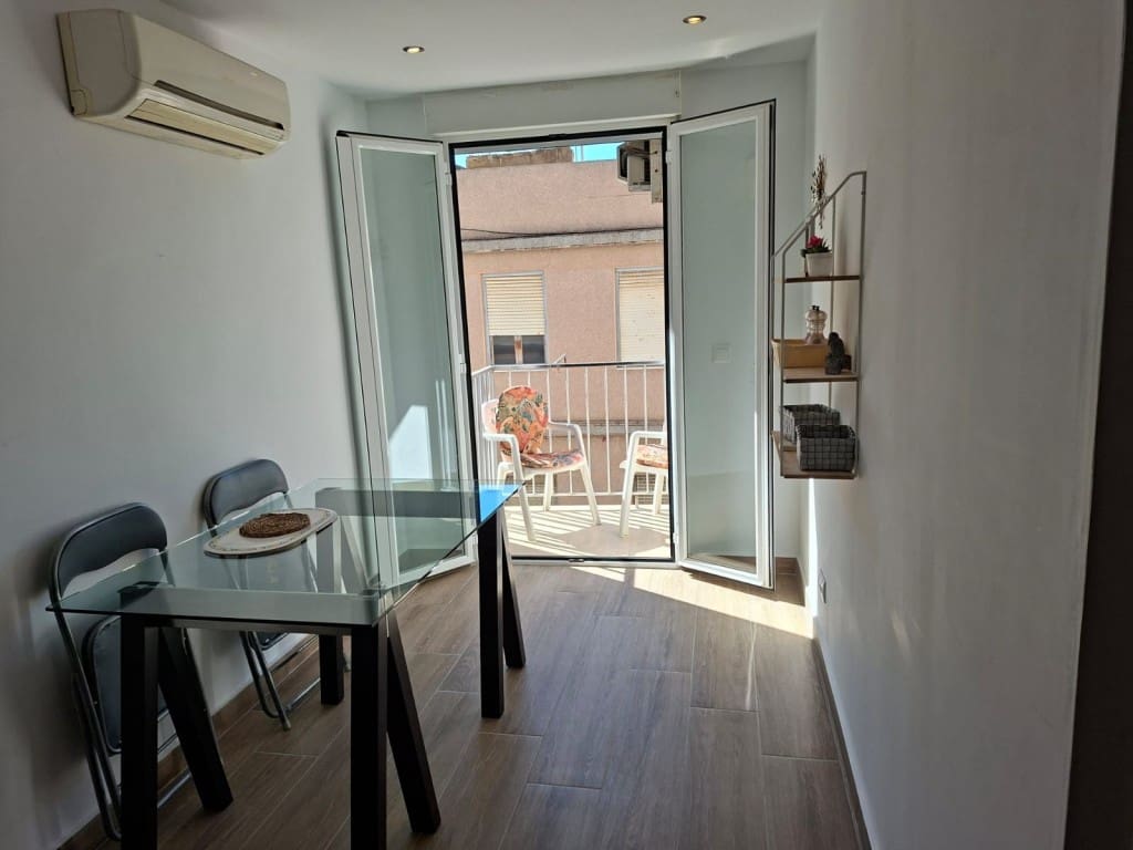 2 bedroom Apartment for sale in Santa Pola - € 175,000 (Ref: 9687318)