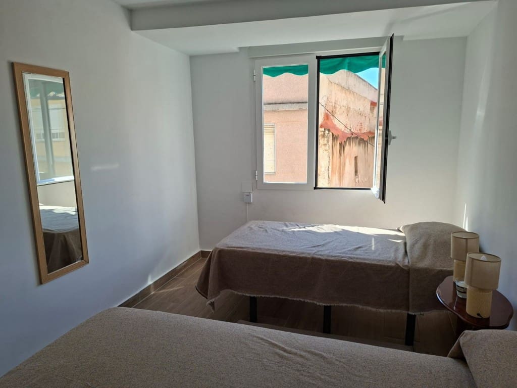 2 bedroom Apartment for sale in Santa Pola - € 175,000 (Ref: 9687318)