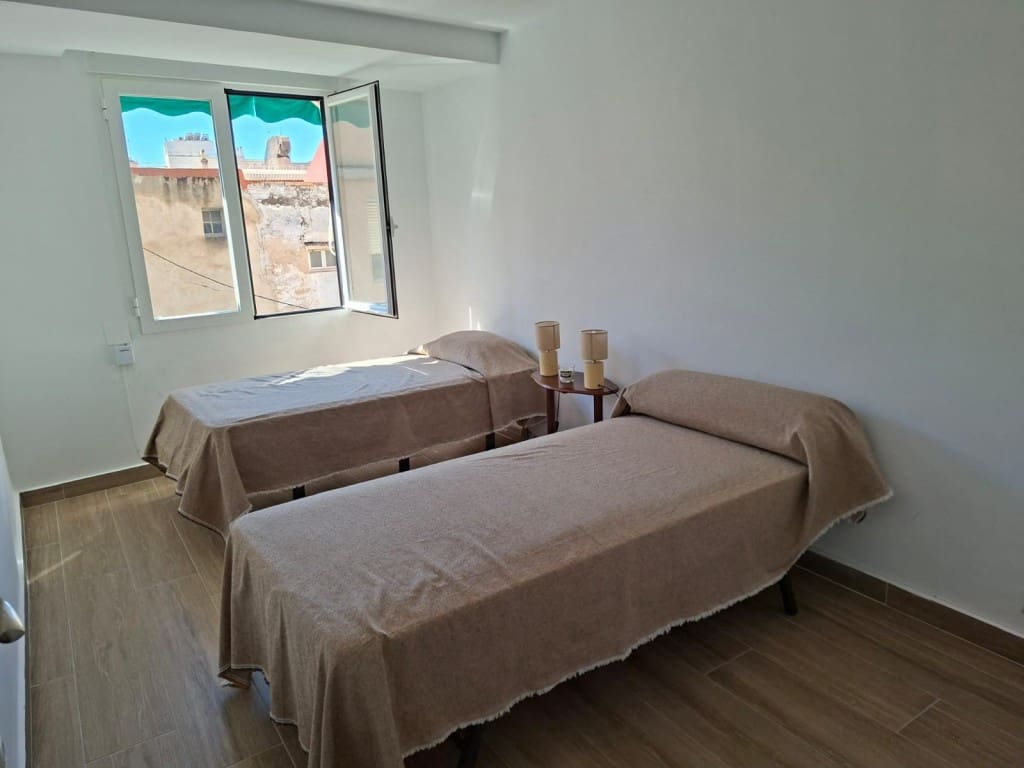 2 bedroom Apartment for sale in Santa Pola - € 175,000 (Ref: 9687318)
