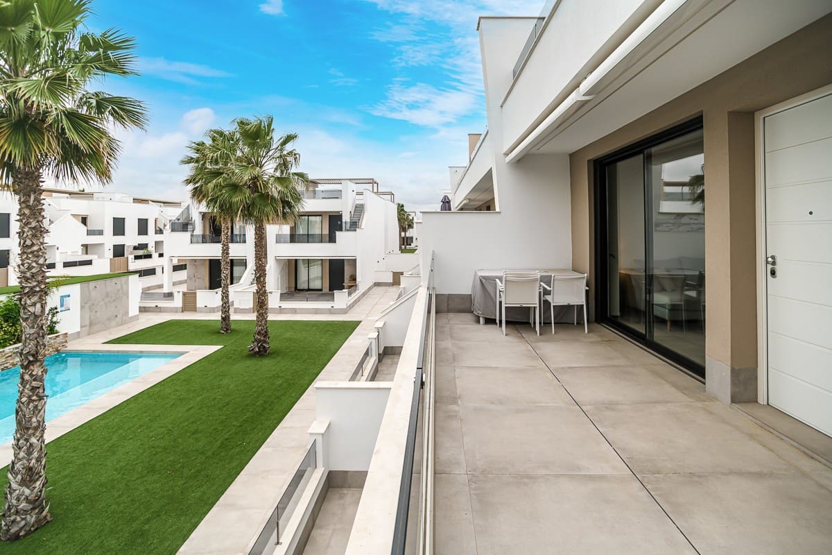 3 bedroom Penthouse for sale in Lo Pagan with pool - € 395,000 (Ref: 9747147)