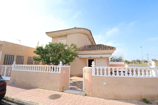 3 soveværelse Villa til salg i Los Balcones - Los Altos, Torrevieja med swimmingpool - € 330.000 (Ref: 9779014)
