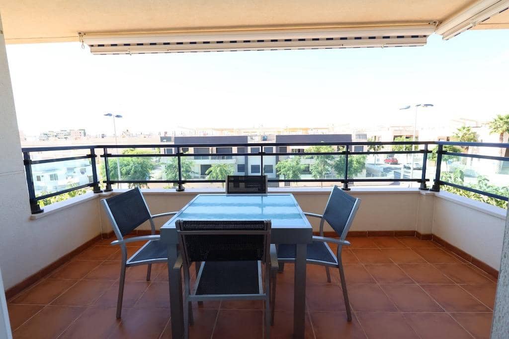 2 quarto Penthouse para venda em Pilar de la Horadada com piscina - 345 000 € (Ref: 9779017)