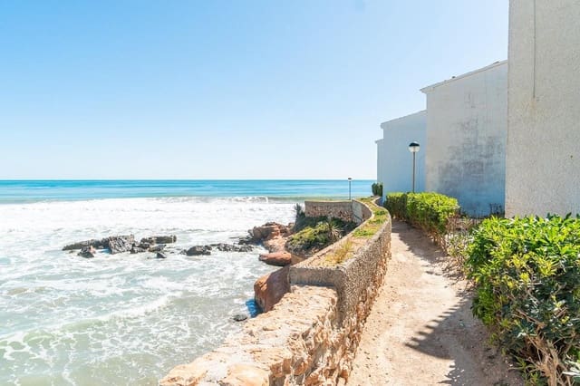 2 slaapkamer Rijtjeshuis te koop in Playa Flamenca, Orihuela met zwembad - € 390.000 (Ref: 9779024)