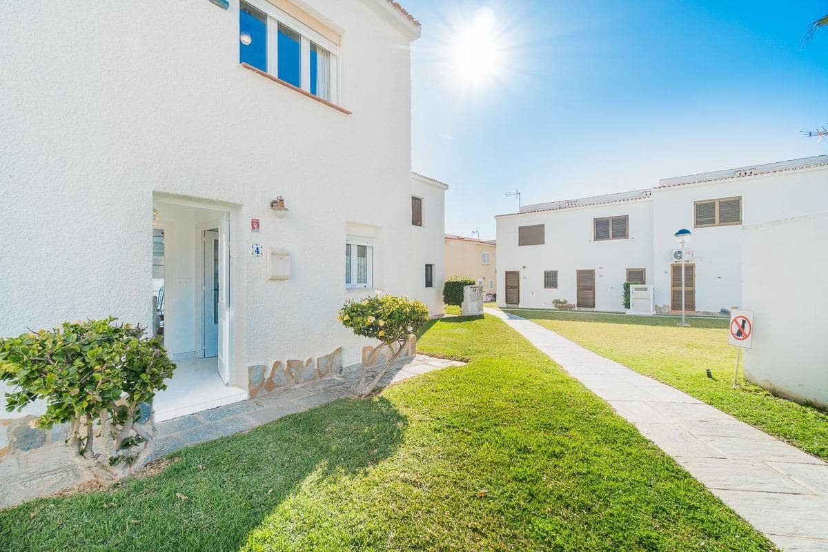 2 slaapkamer Rijtjeshuis te koop in Orihuela Costa met zwembad - € 390.000 (Ref: 9779024)