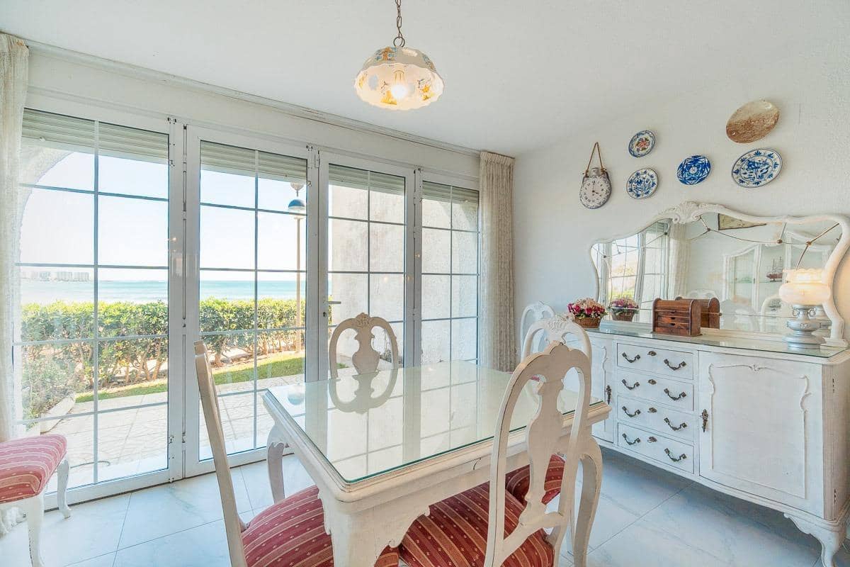 2 slaapkamer Rijtjeshuis te koop in Orihuela Costa met zwembad - € 390.000 (Ref: 9779024)