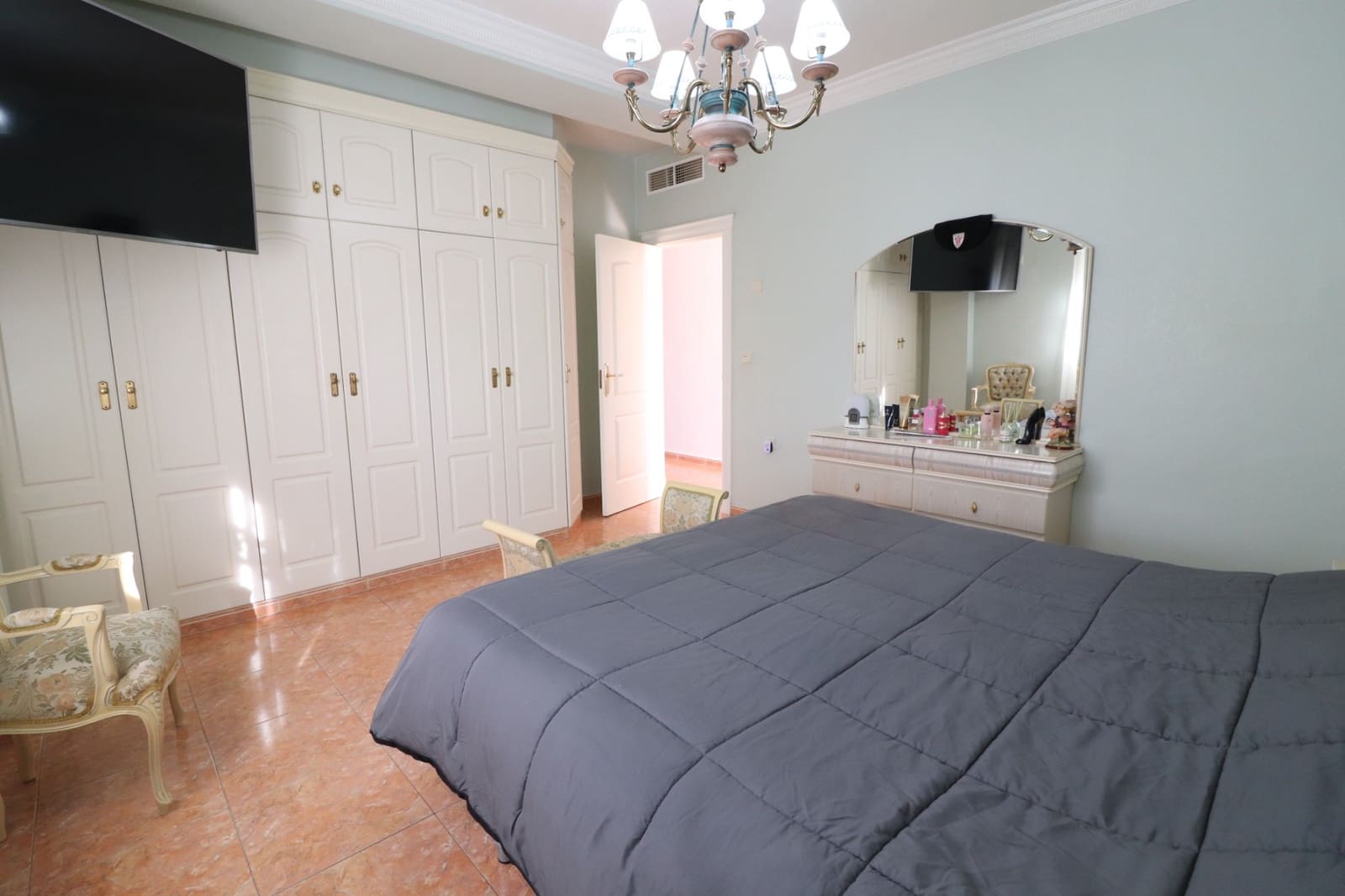 3 soveværelse Villa til salg i Almoradi med swimmingpool garage - € 299.950 (Ref: 9779032)