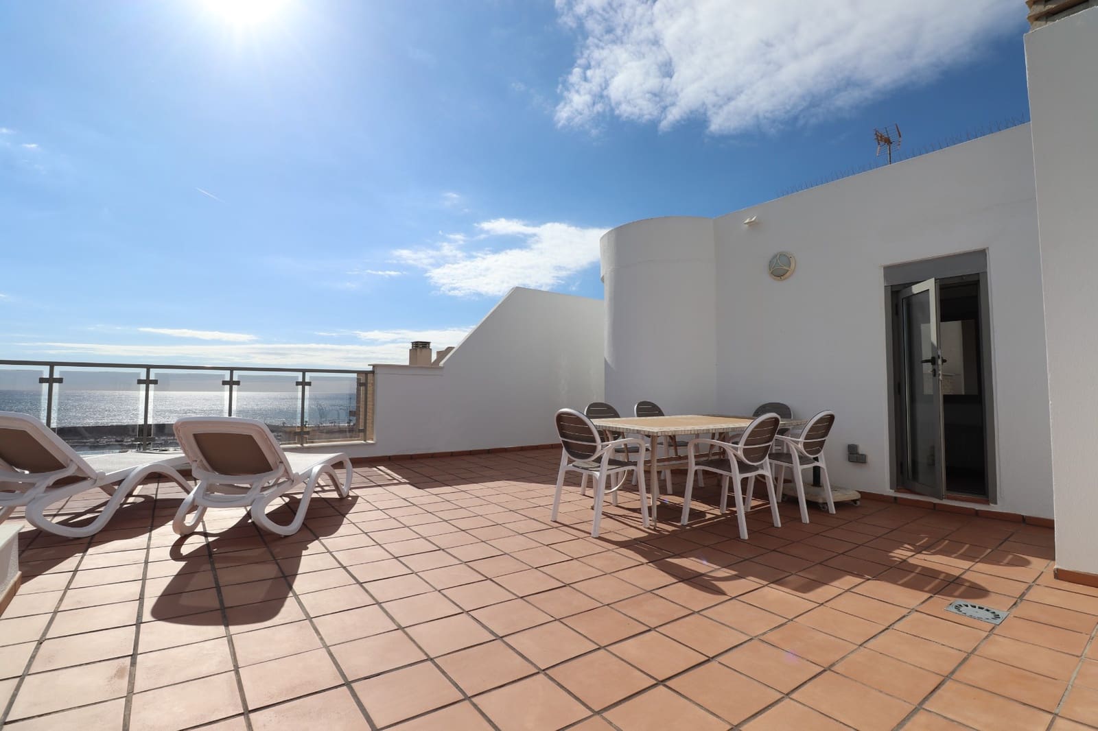 3 bedroom Apartment for sale in Guardamar del Segura with pool garage - € 337,500 (Ref: 9779033)