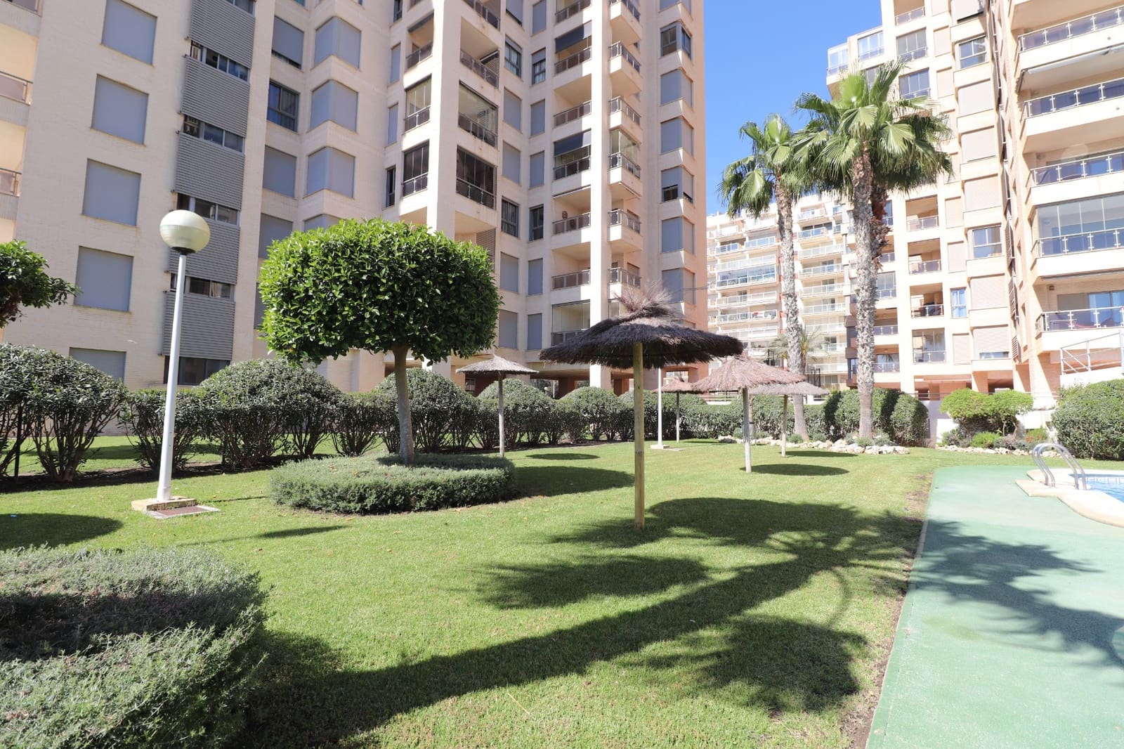 3 bedroom Apartment for sale in Guardamar del Segura with pool garage - € 337,500 (Ref: 9779033)