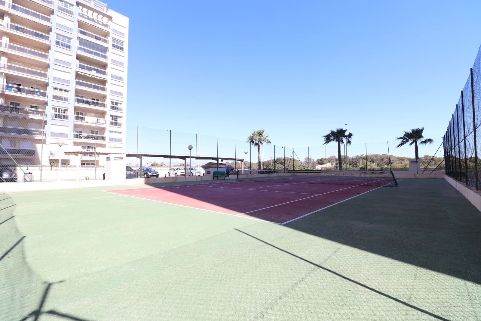 3 bedroom Apartment for sale in Guardamar del Segura with pool garage - € 337,500 (Ref: 9779033)