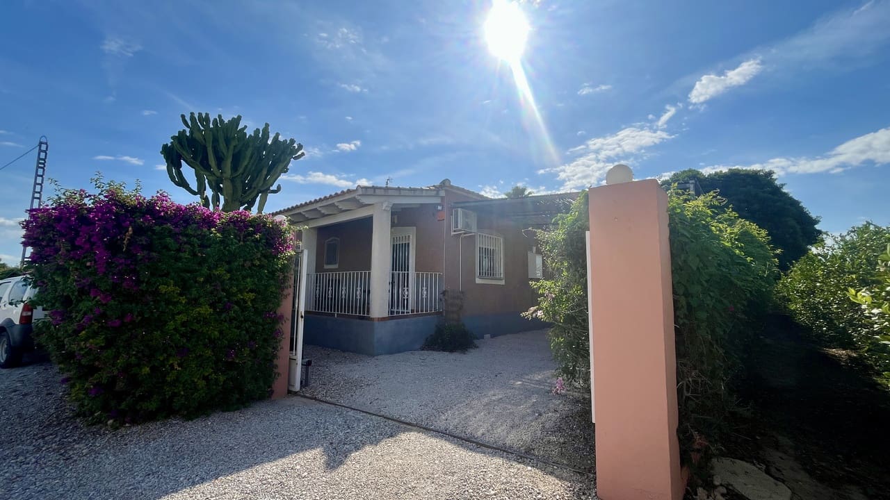 3 sovrum Villa till salu i Orihuela med pool - 375 000 € (Ref: 9779049)