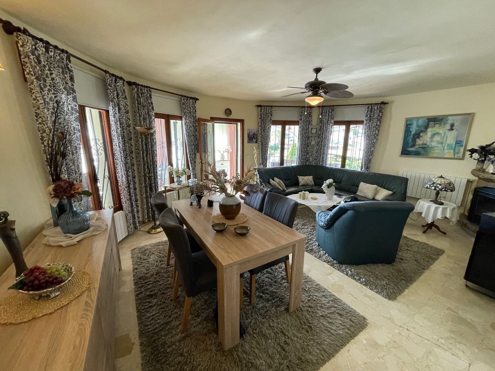 2 soveværelse Villa til salg i Alfaz del Pi / L'Alfas del Pi med swimmingpool garage - € 299.999 (Ref: 9779052)