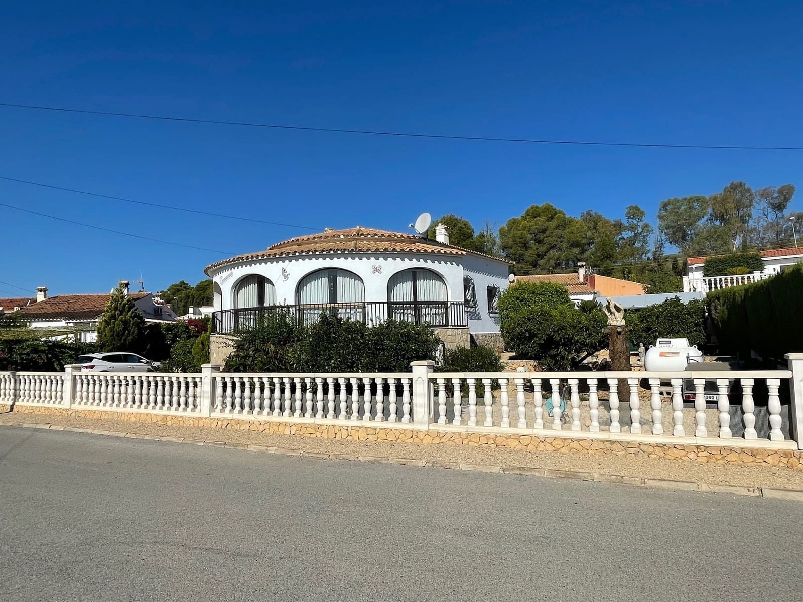 2 soveværelse Villa til salg i Alfaz del Pi / L'Alfas del Pi med swimmingpool garage - € 299.999 (Ref: 9779052)