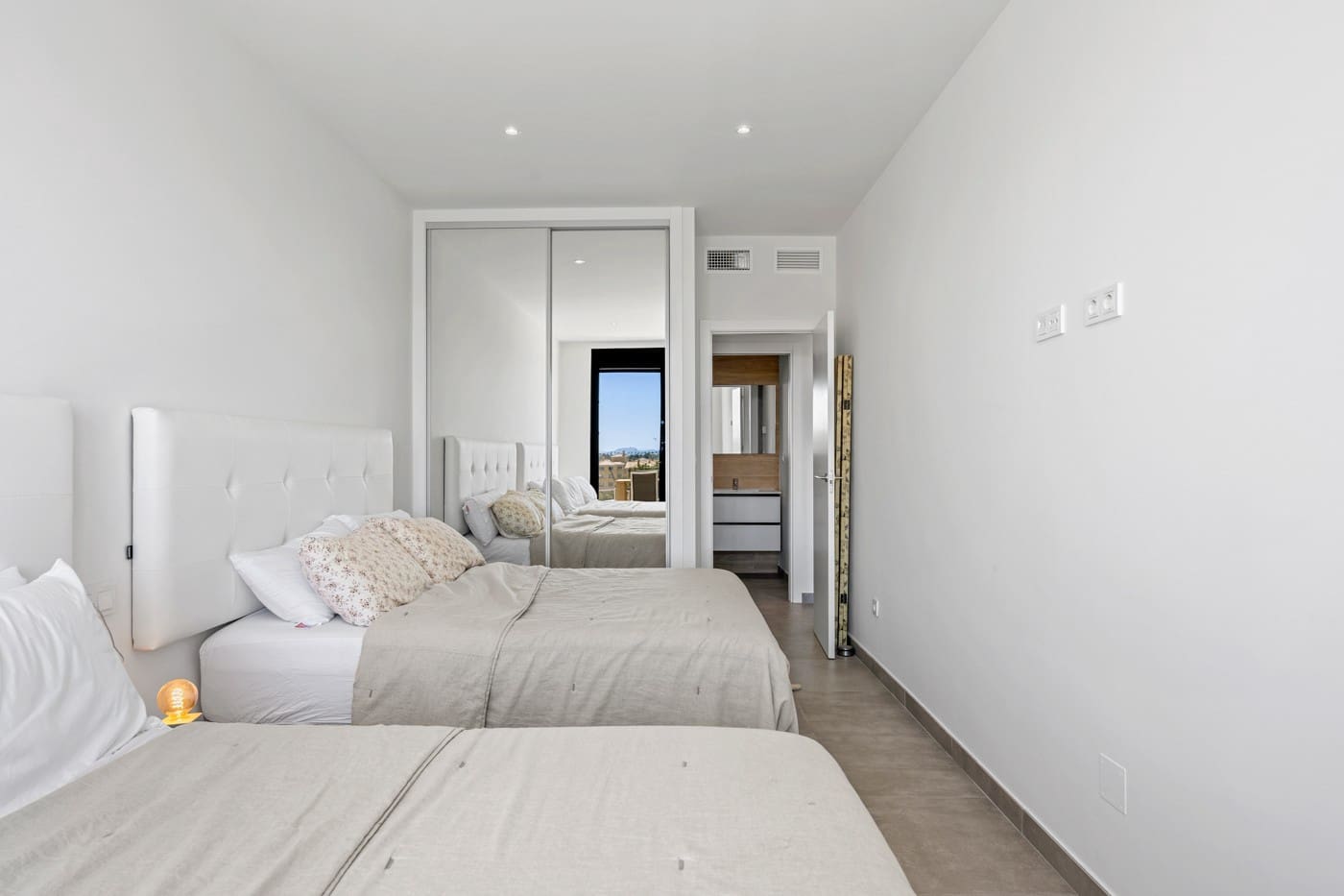 2 bedroom Apartment for sale in Orihuela Costa with pool garage - € 349,000 (Ref: 9784442)