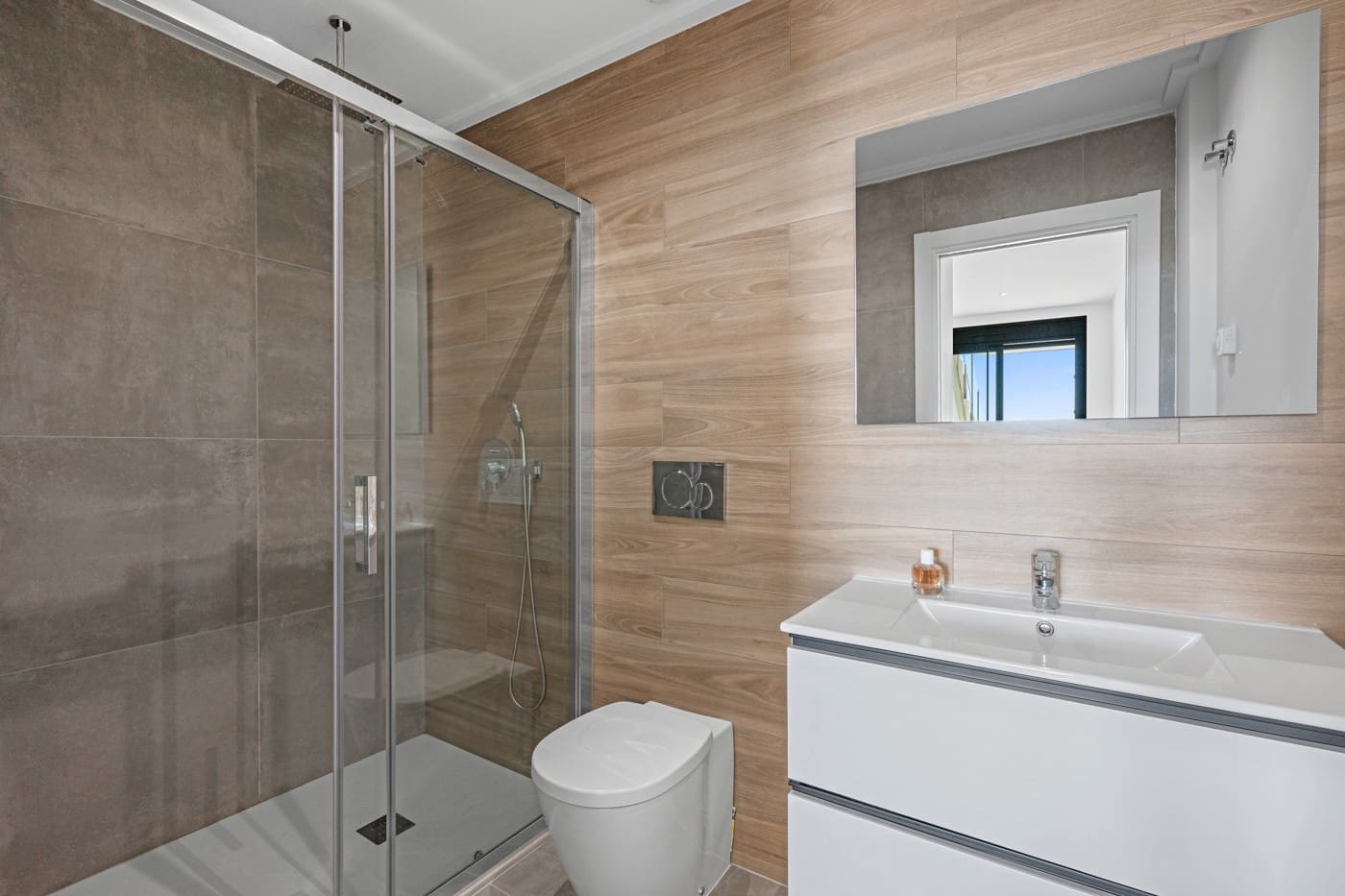 2 bedroom Apartment for sale in Orihuela Costa with pool garage - € 349,000 (Ref: 9784442)