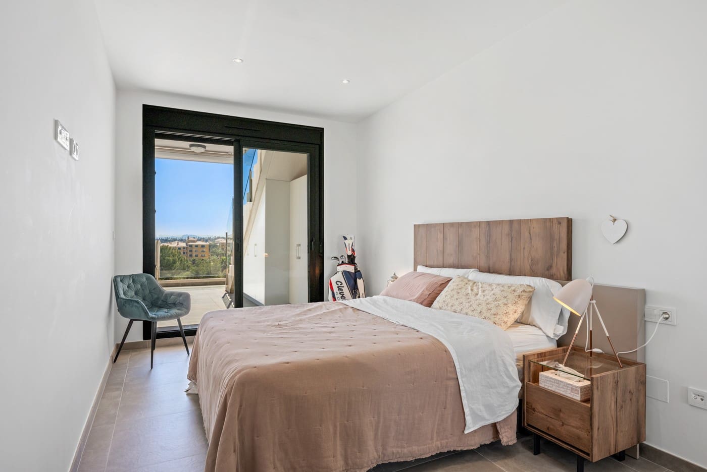 2 bedroom Apartment for sale in Orihuela Costa with pool garage - € 349,000 (Ref: 9784442)