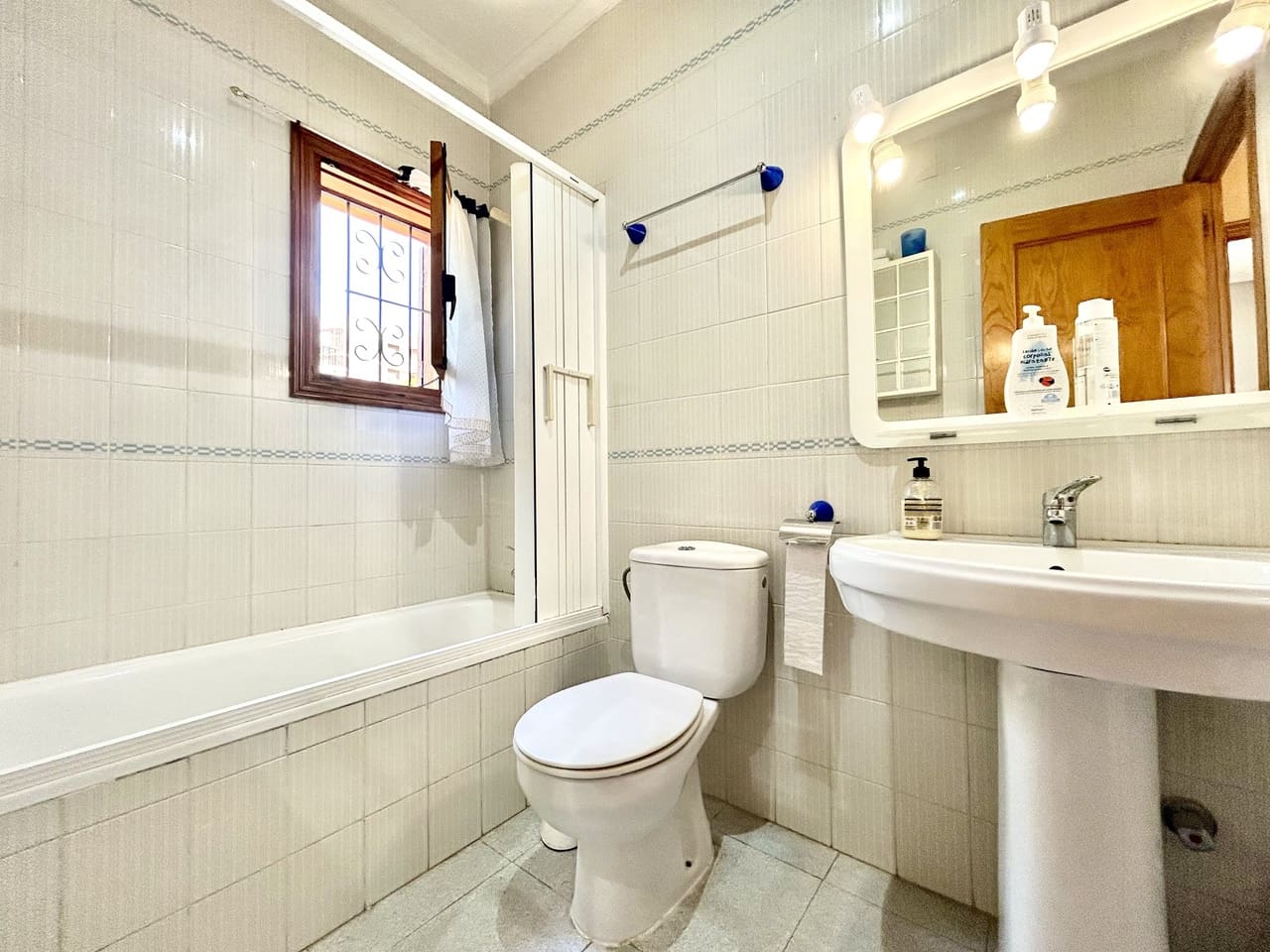 3 sovrum Villa till salu i La Zenia med pool garage - 630 000 € (Ref: 9819192)