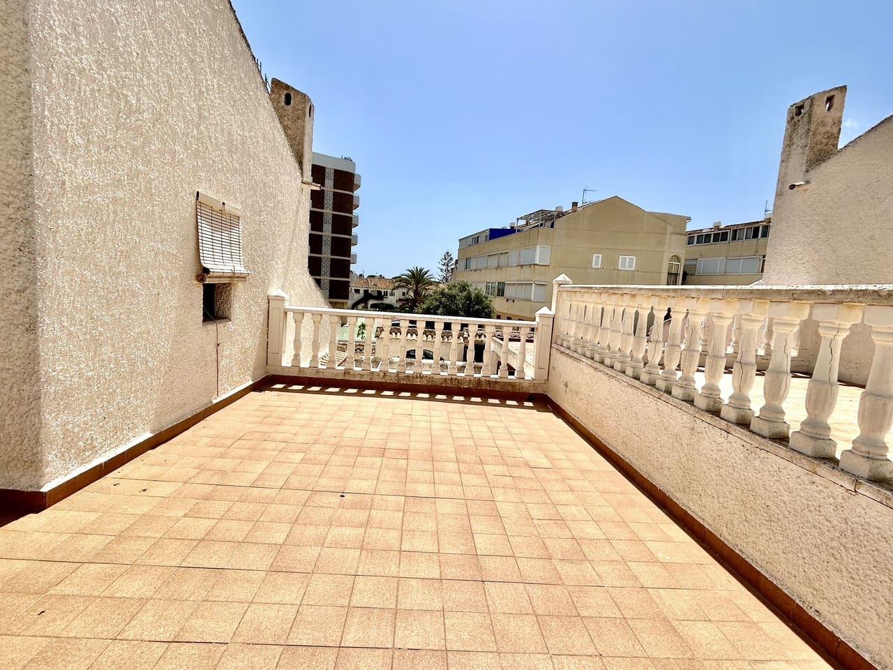 3 sovrum Villa till salu i La Zenia med pool garage - 630 000 € (Ref: 9819192)