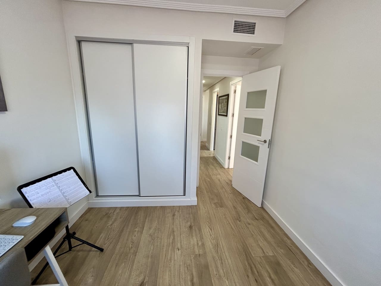 3 sypialnia Apartament na sprzedaż w Los Alcazares z basenem garażem - 249 000 € (Ref: 9838550)