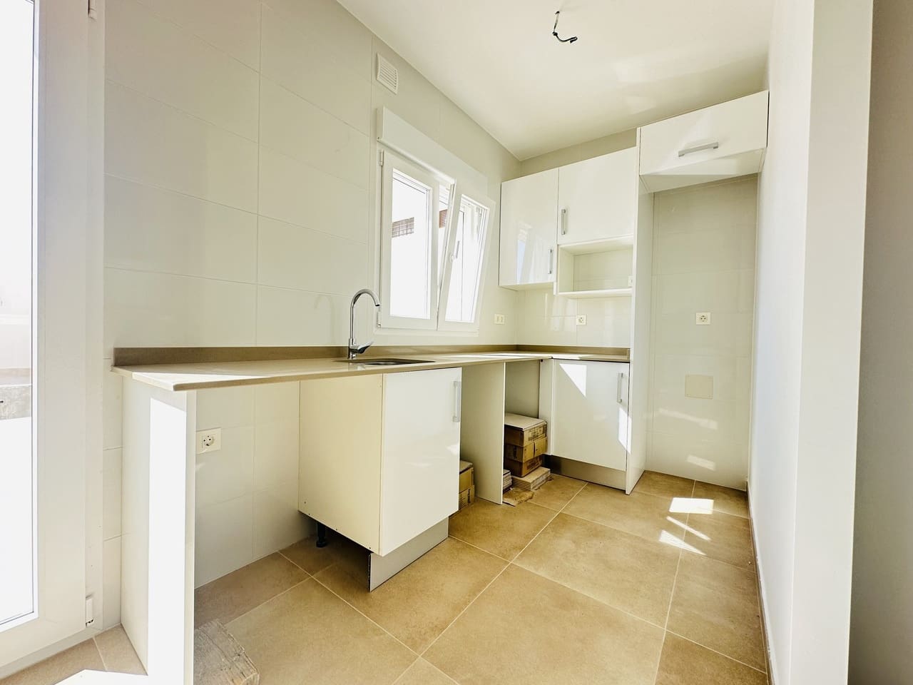 3 bedroom Villa for sale in Pilar de la Horadada with garage - € 265,000 (Ref: 9838552)