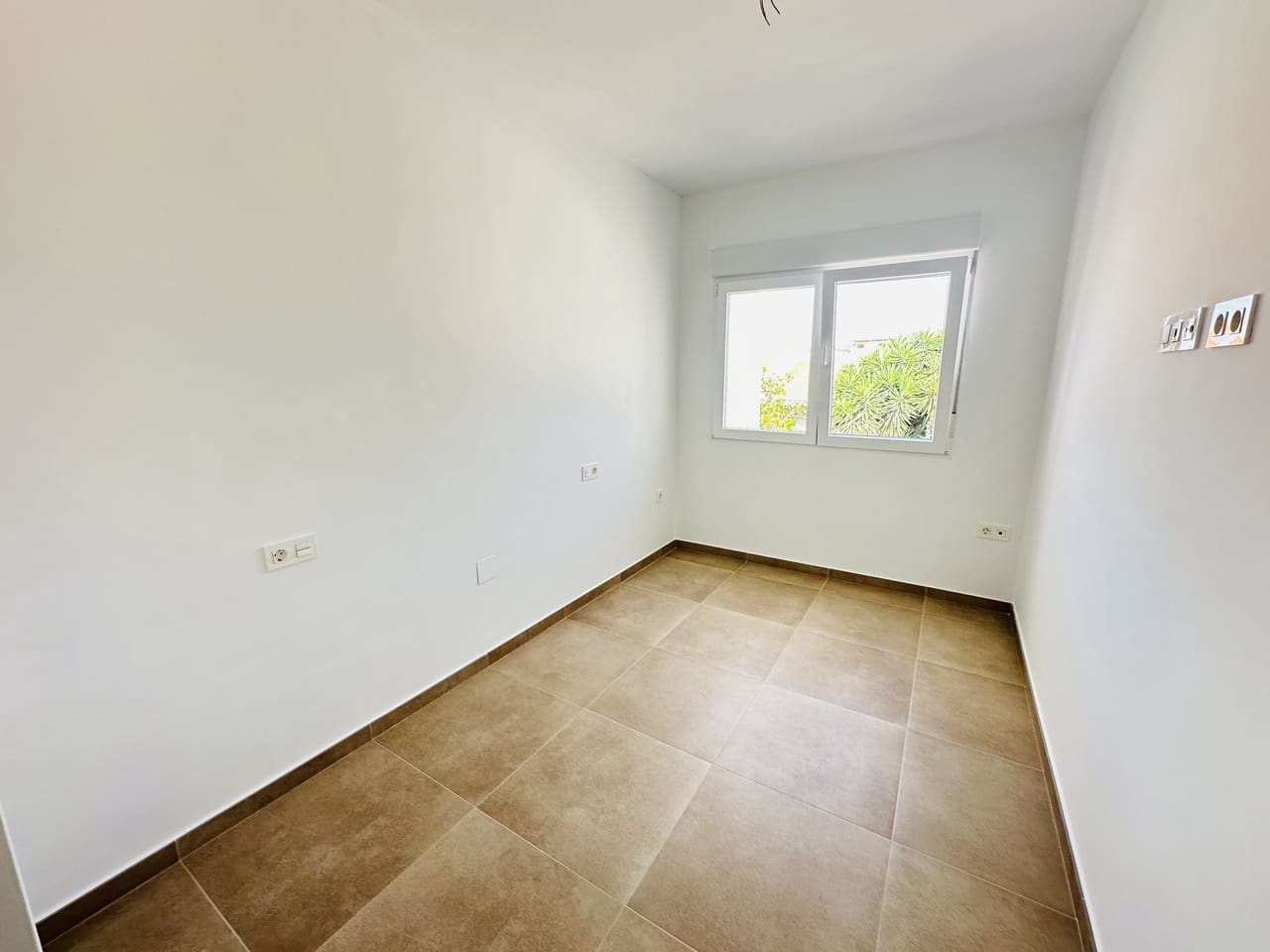 3 bedroom Villa for sale in Pilar de la Horadada with garage - € 265,000 (Ref: 9838552)