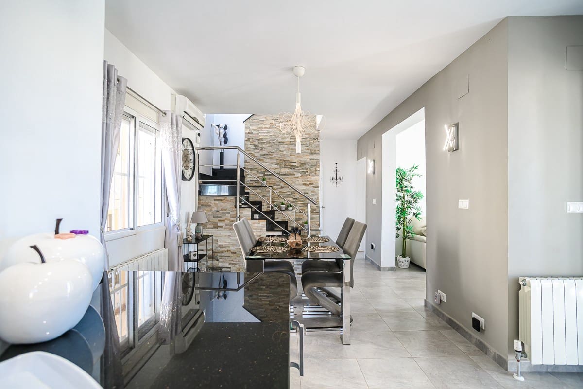 3 soverom Hus til salgs i Algorfa med svømmebasseng - € 229 500 (Ref: 9838555)