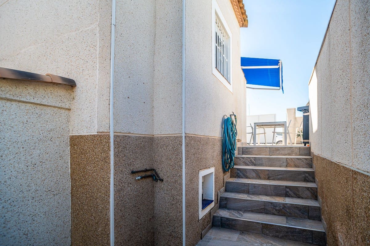 3 soverom Hus til salgs i Algorfa med svømmebasseng - € 229 500 (Ref: 9838555)