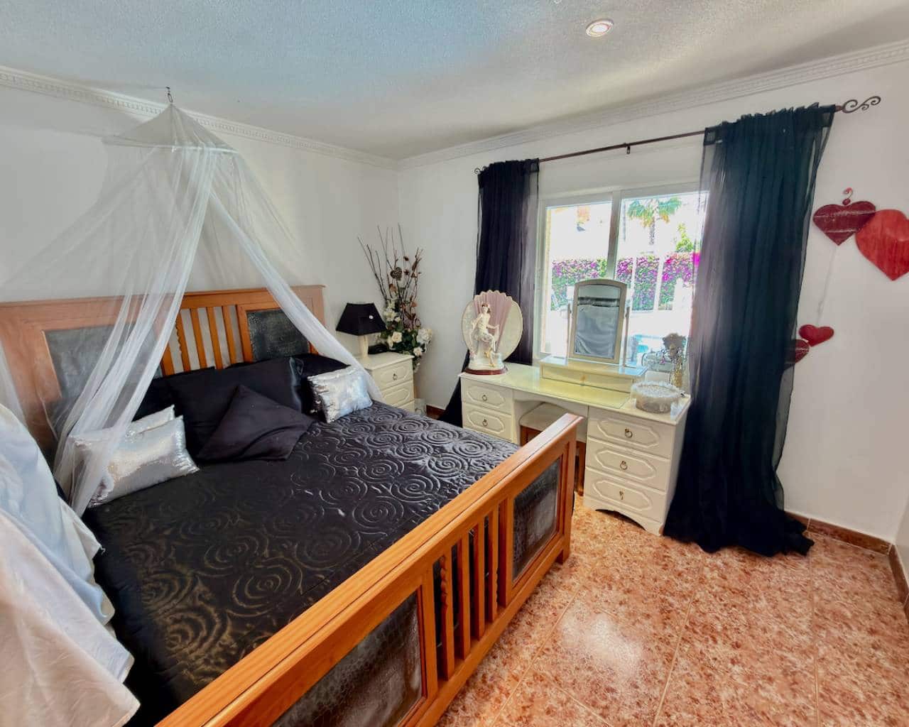 5 Zimmer Villa zu verkaufen in Ciudad Quesada mit Pool Garage - 599.995 € (Ref: 9850480)