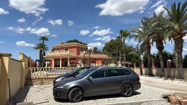 3 Zimmer Villa zu verkaufen in Catral mit Pool - 345.000 € (Ref: 9872369)